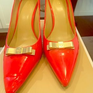 Bright Patent Leather Michael Kors pumps. Size 10.